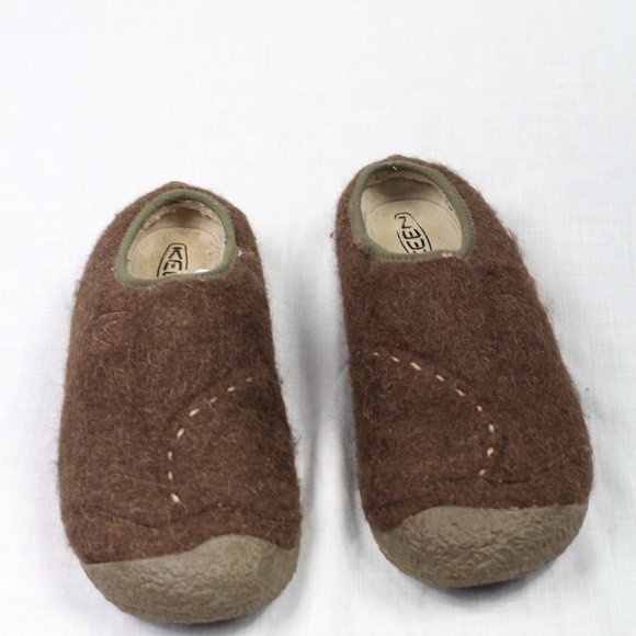 keen wool clogs